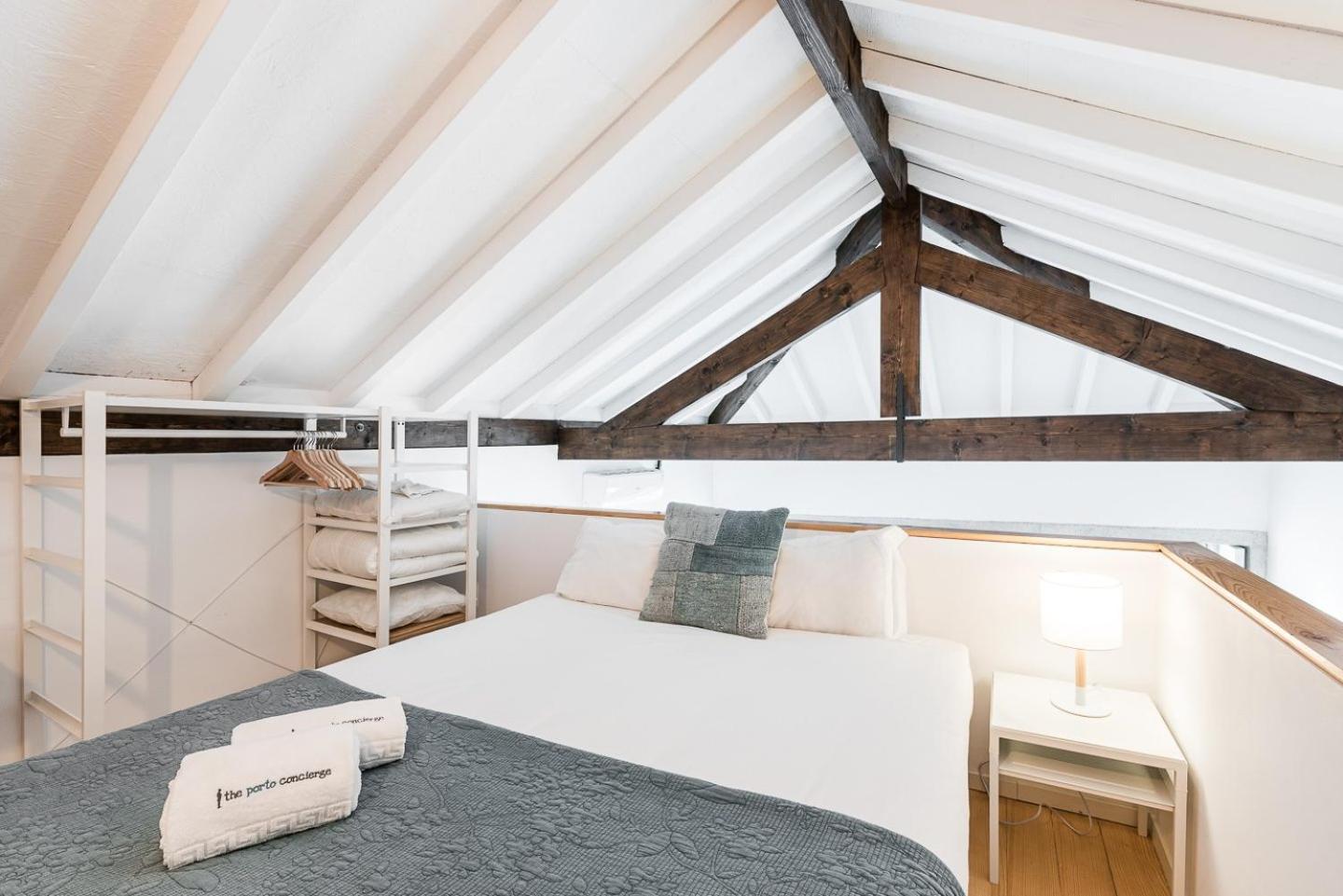 Guestready - High-ceiling Urban Retreat In Oporto